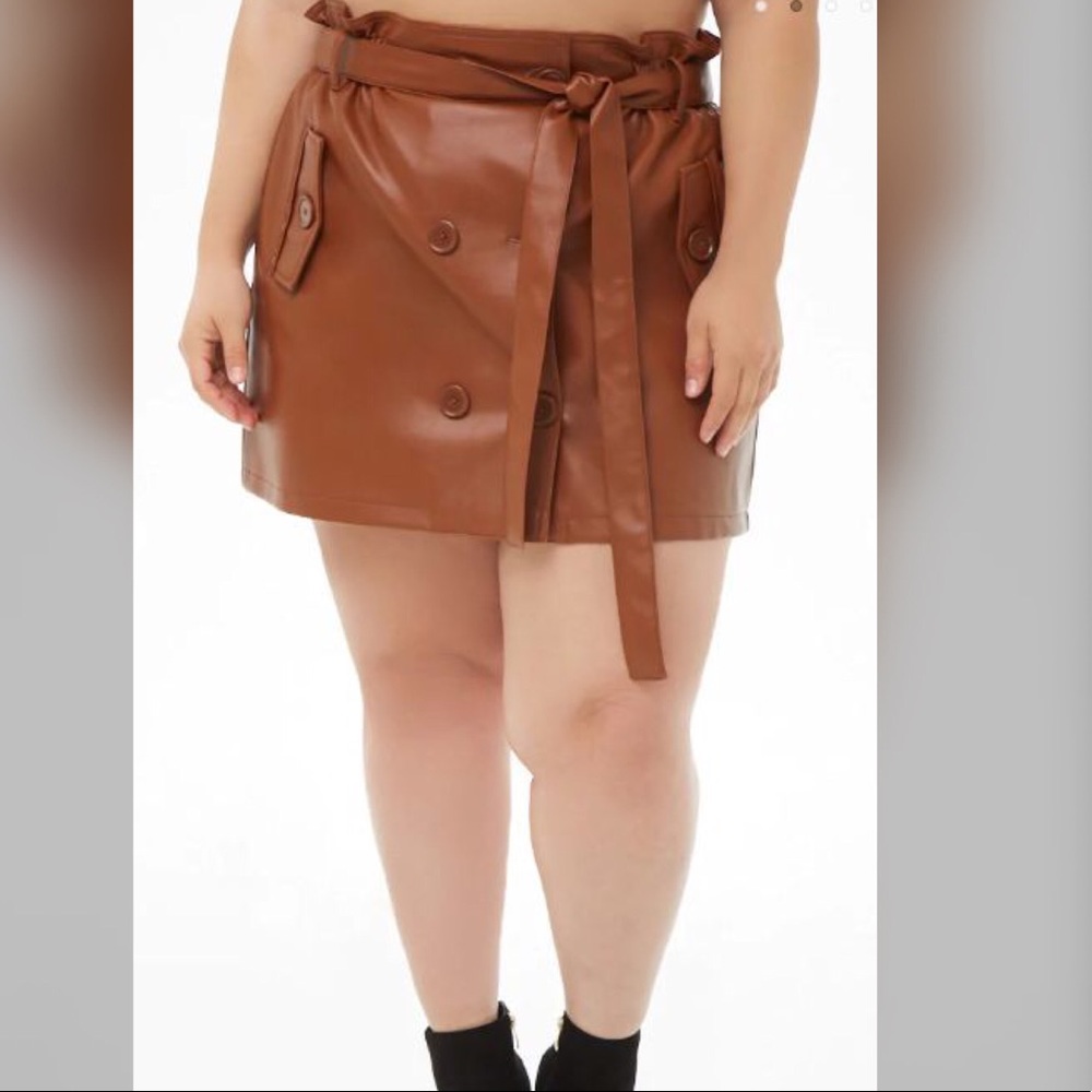 Plus size Forever 21 leather skirt